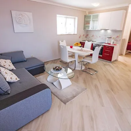 Apartment Family Friendly With A Swimming Pool Banjol, Rab - 21952