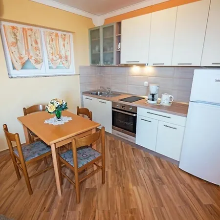 Family Friendly With A Swimming Pool Banjol, Rab - 21952 Apartment