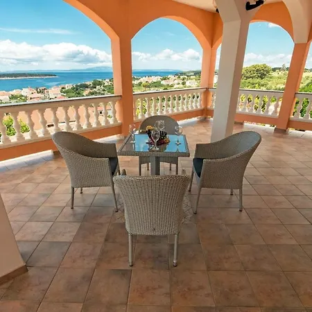 Apartment Family Friendly With A Swimming Pool Banjol, Rab - 21952 Banjol